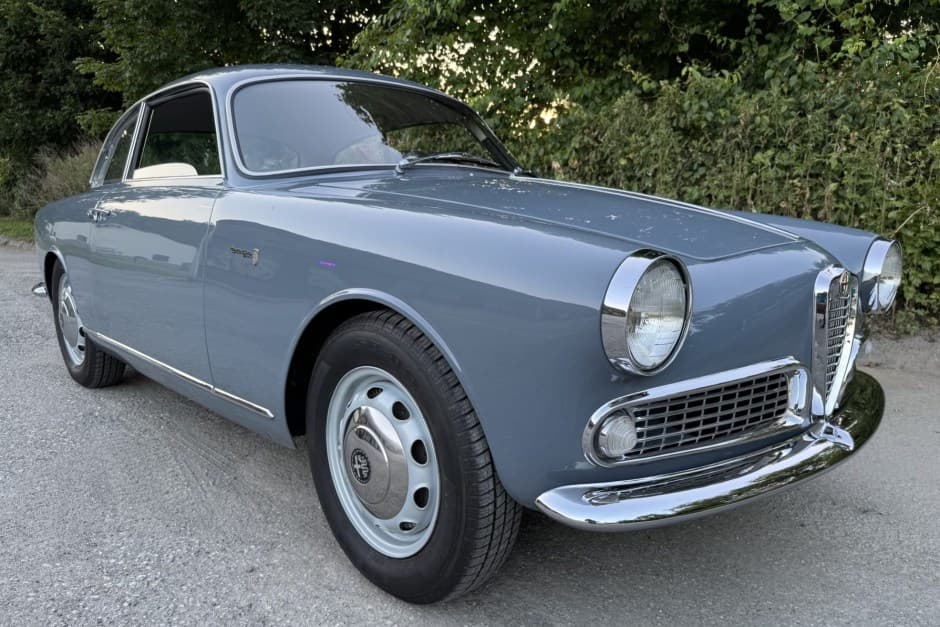 1959 Alfa Romeo 750/101 Series Giulietta & Giulia sold for $40,000
