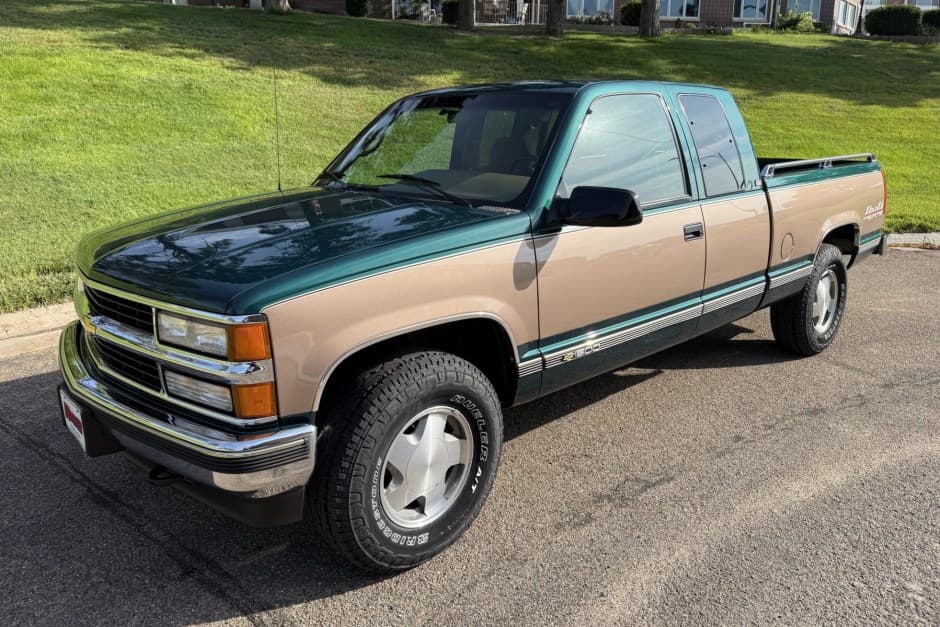 1995 Chevrolet C/K GMT400 (1988-2002) sold for $29,000