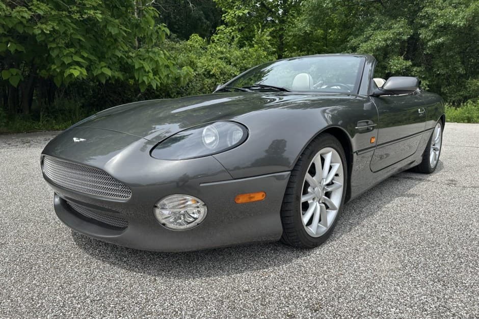 2001 Aston Martin DB7 sold for $32,000