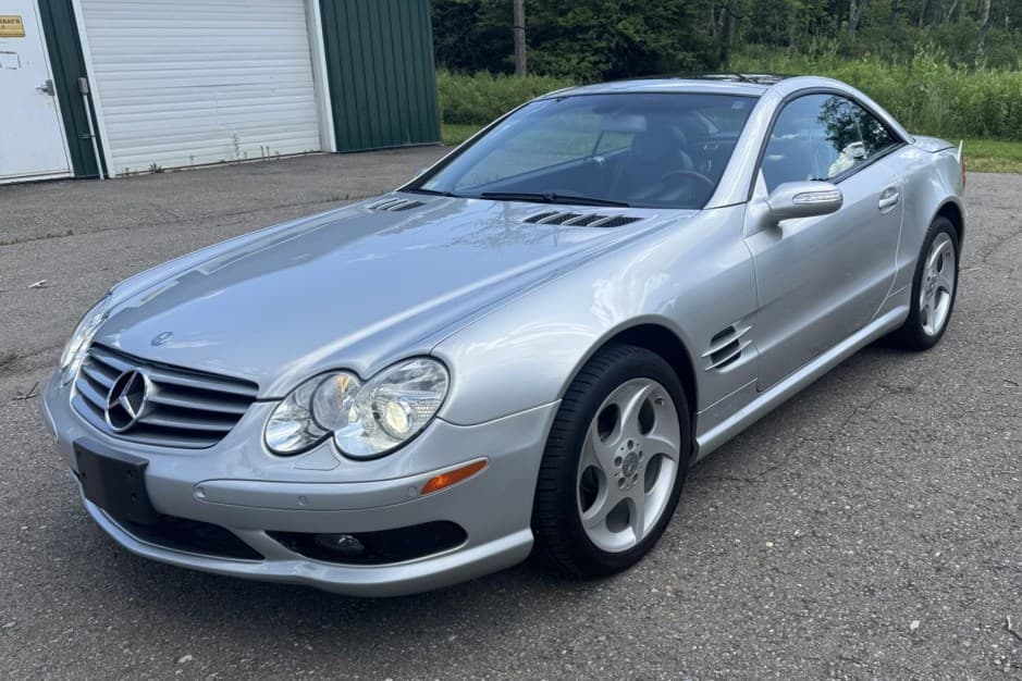2004 Mercedes-Benz R230 SL sold for $14,250