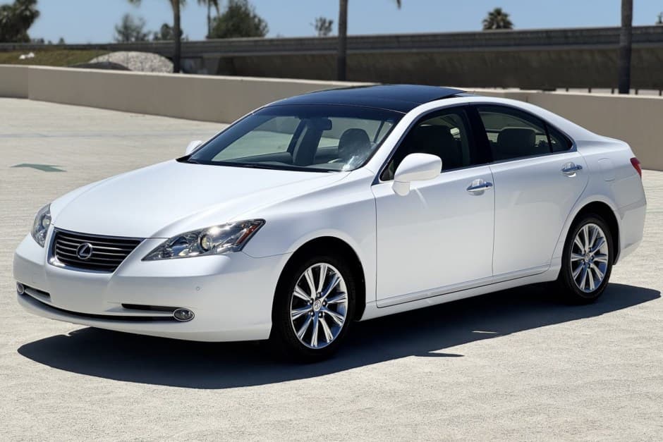 2007 Lexus ES sold for $22,250
