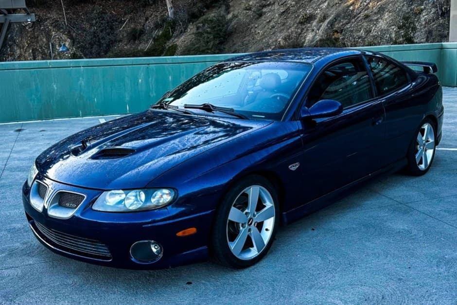2005 Pontiac GTO (2004-2006) sold for $10,750