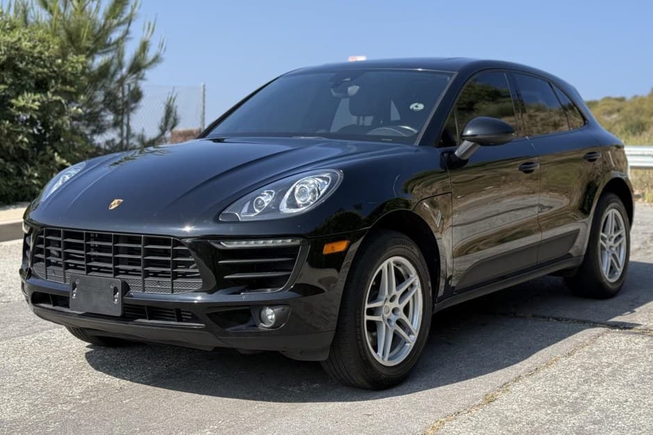2018 Porsche Macan sold for $15,750