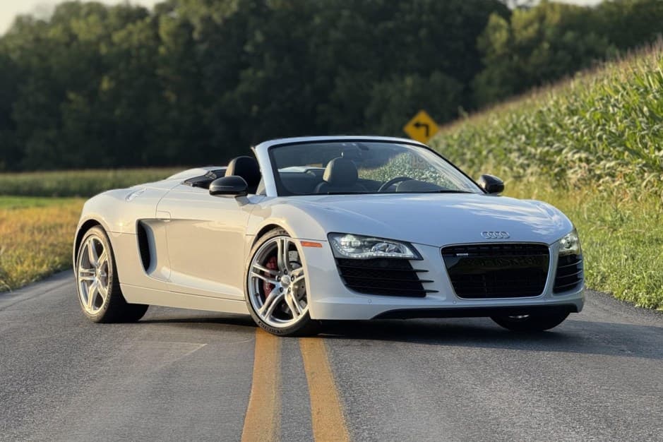 2012 Audi R8 V10 (Type 42) sold for $102,000