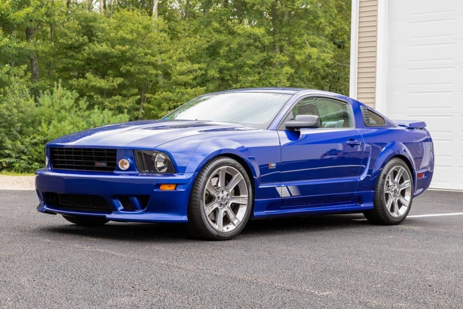 2005 Ford Mustang S197 2005-2014 sold for $34,750