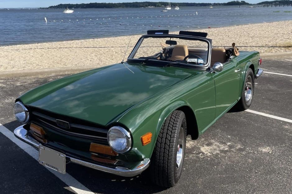 1972 Triumph TR6 sold for $16,750
