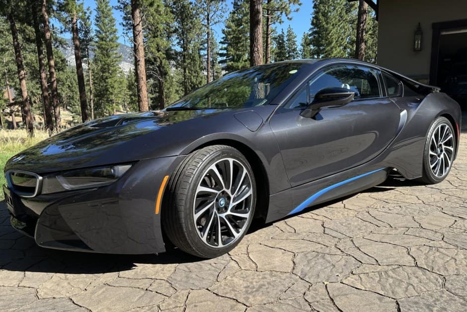 2014 BMW i8 sold for $44,000