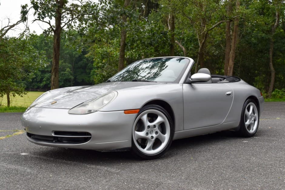 2001 Porsche 996 911 (Non-Turbo/GT2/GT3) sold for $23,000