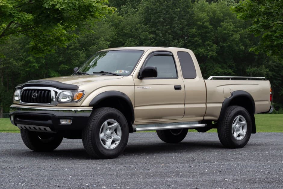 2003 Toyota Tacoma (N1X0 1995-2005) sold for $15,000