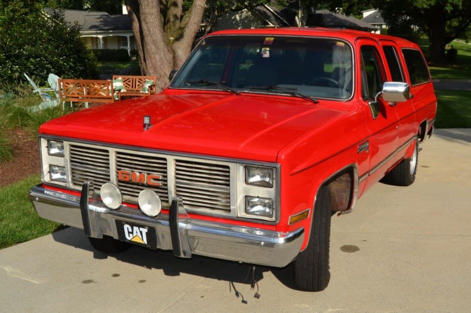 1986 GMC Suburban (1973-1991) sold for $5,000