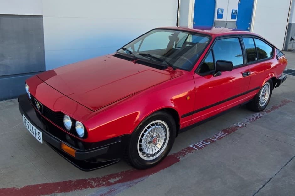 1983 Alfa Romeo Alfetta sold for $18,000
