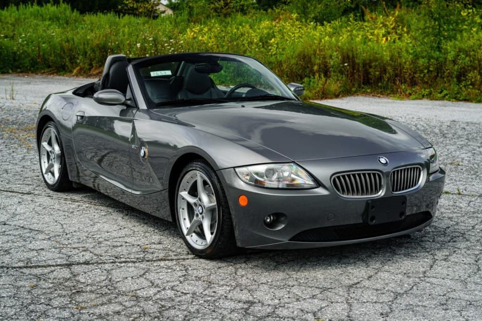 2005 BMW Z4 Roadster E85 sold for $14,300
