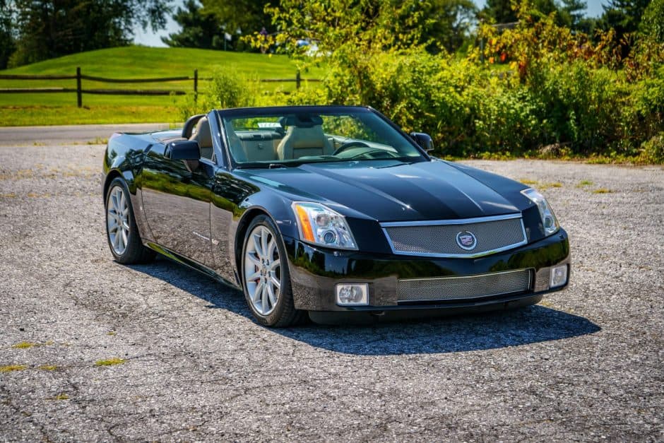 2006 Cadillac XLR sold for $32,250