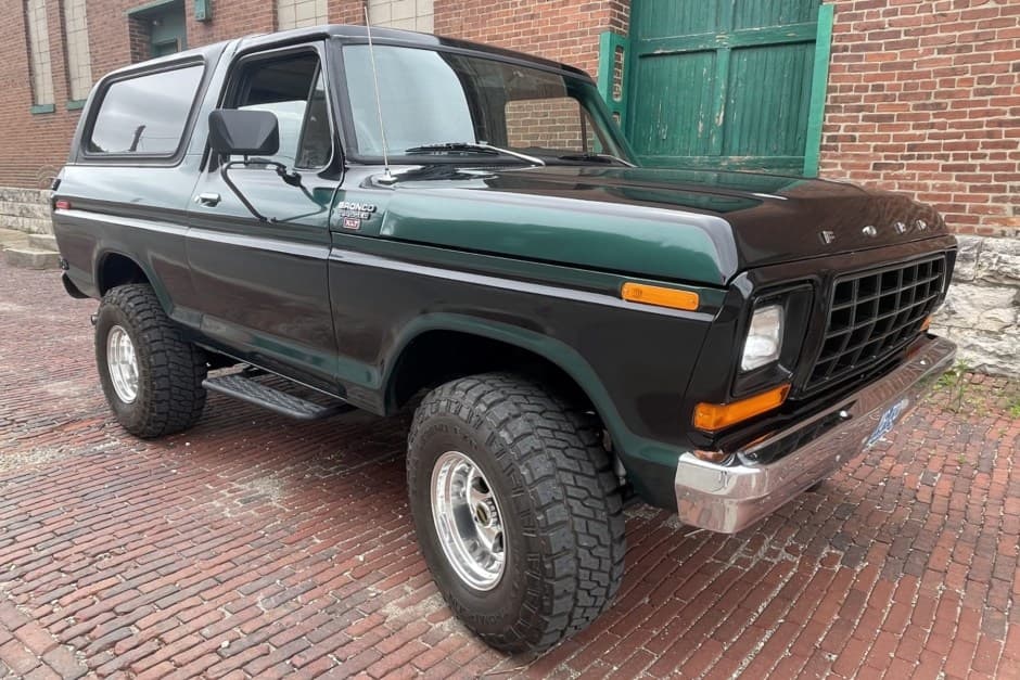 1979 Ford Bronco 2nd Generation 1978-1979 sold for $32,380