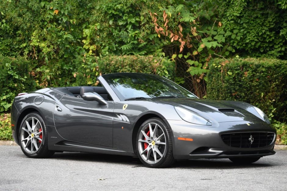 2014 Ferrari California sold for $93,000