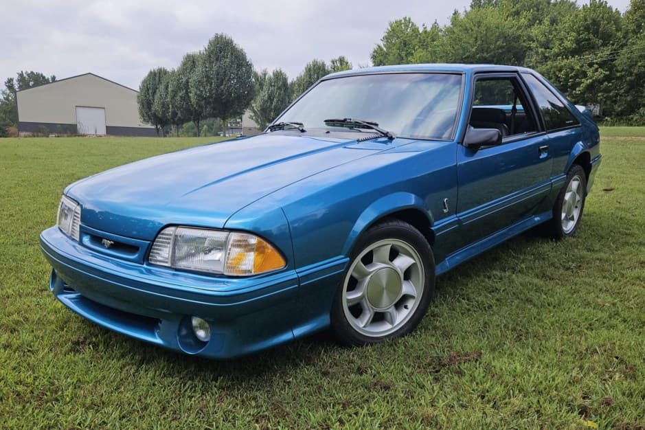 1993 Ford Fox-Body Mustang sold for $42,500