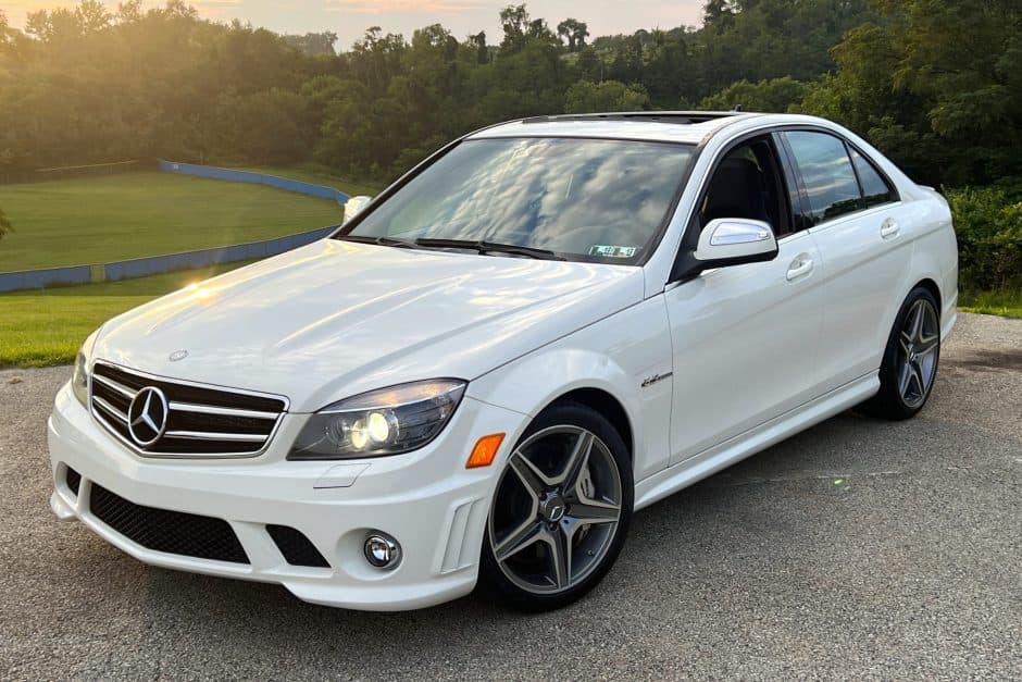 2009 Mercedes-Benz W204 C63 AMG sold for $33,750