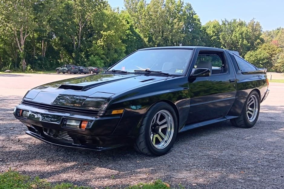 1989 Chrysler Conquest & Mitsubishi Starion sold for $21,371