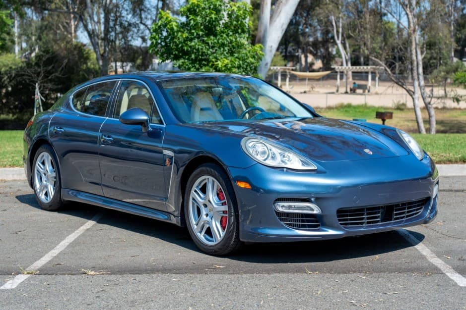 2010 Porsche Panamera sold for $28,500