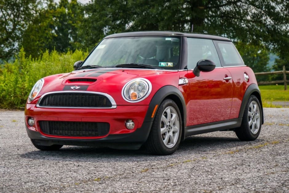 2010 Mini R56 Cooper, Cooper S, and John Cooper Works sold for $8,000