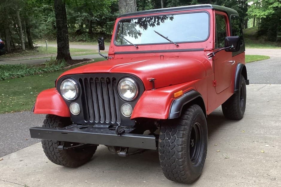 1976 Jeep CJ-7 sold for $7,000