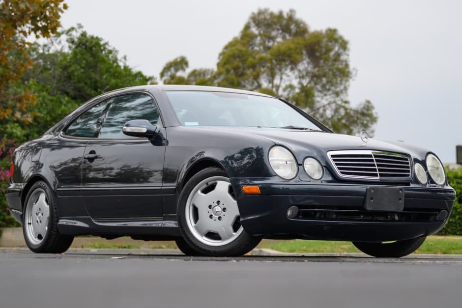 2001 Mercedes-Benz CLK-Class sold for $9,100