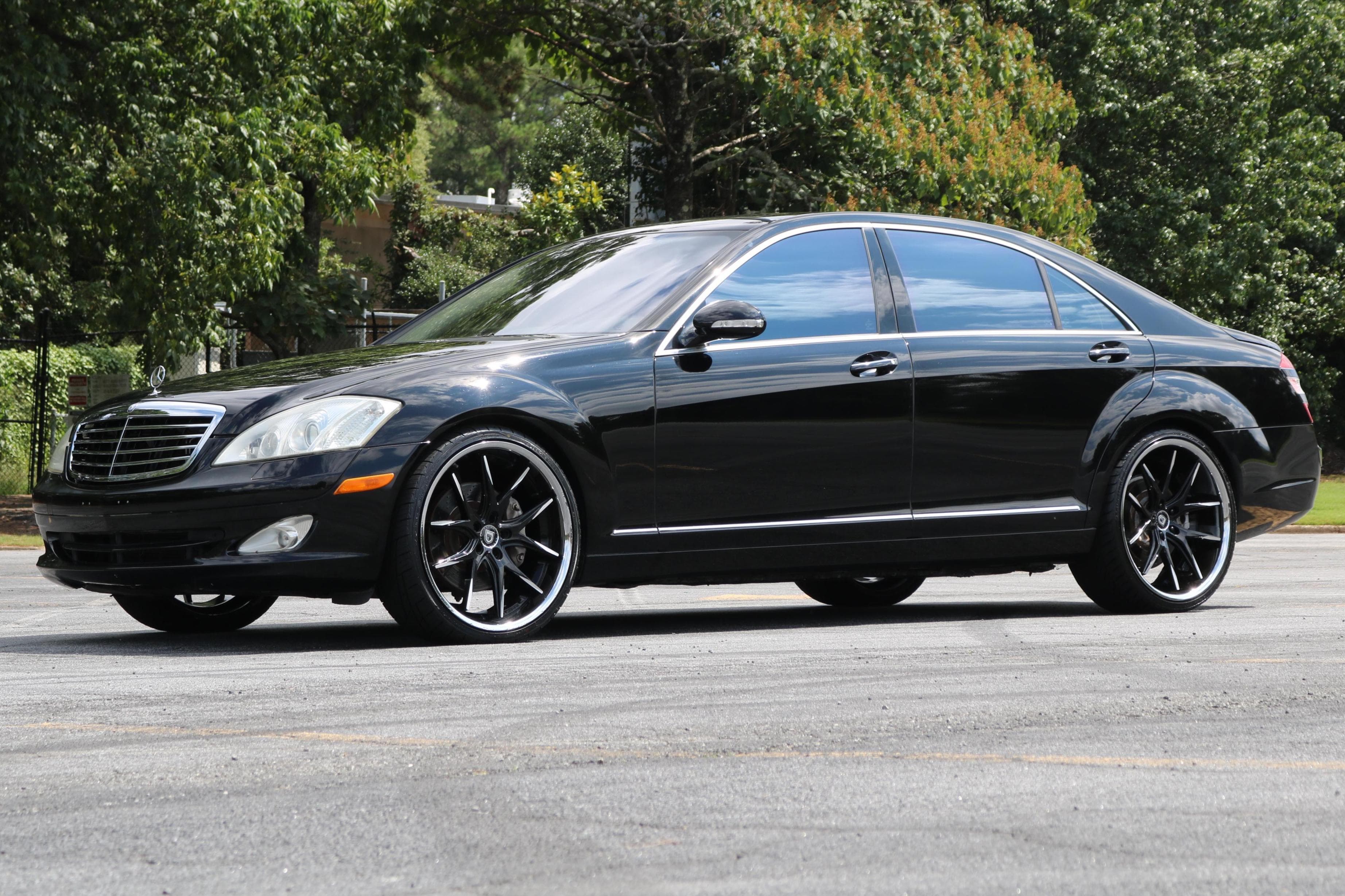 2008 Mercedes-Benz S-Class sold for $9,200