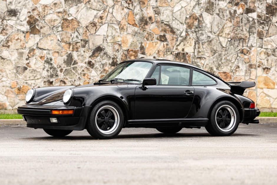 1987 Porsche 930 Turbo sold for $239,930
