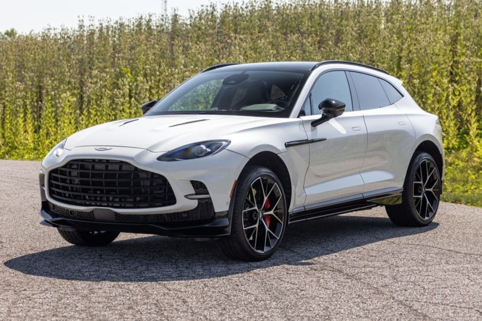 2025 Aston Martin DBX sold for $233,500