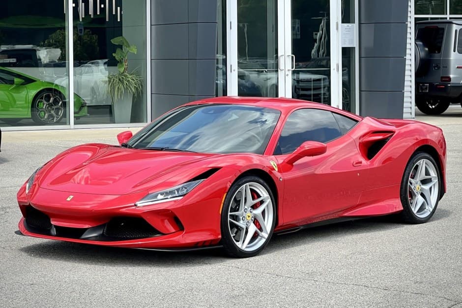 2020 Ferrari F8 sold for $301,626