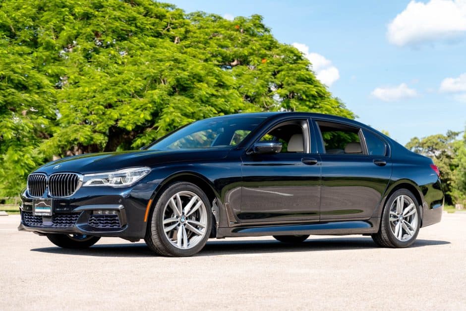 2016 BMW G11/G12 7-Series sold for $23,000