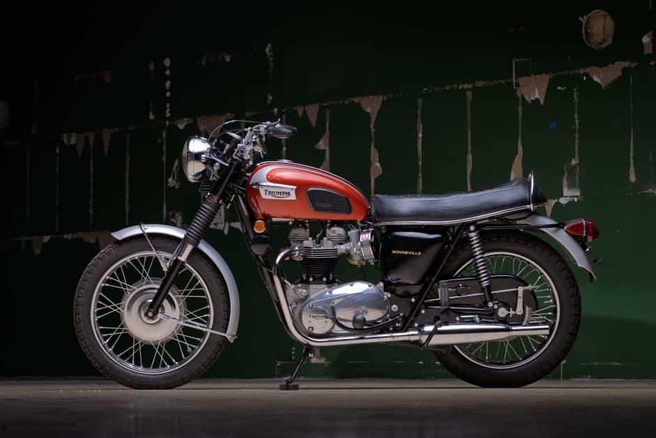 1969 Triumph Bonneville T120 sold for $10,500