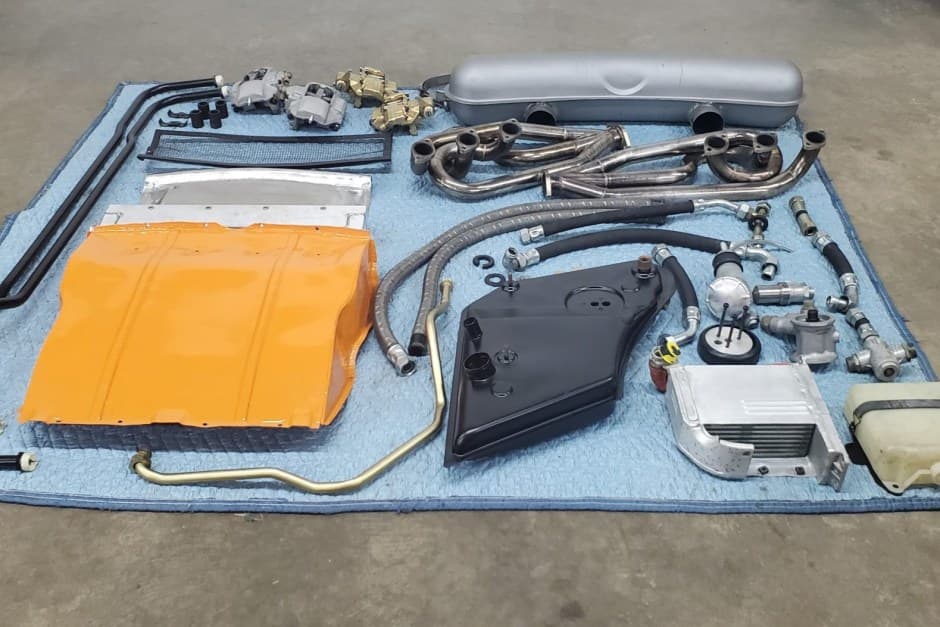 0 Porsche 914/6 sold for $9,500