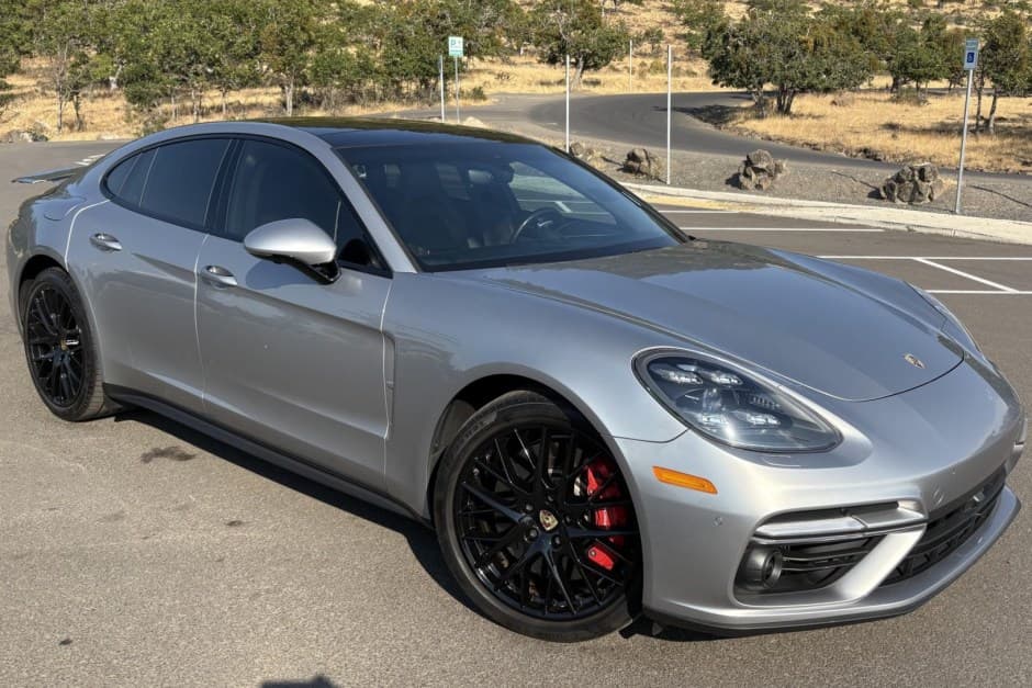 2017 Porsche Panamera sold for $49,000