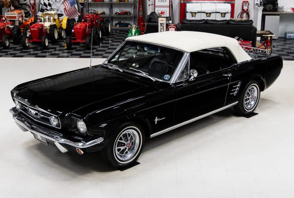 1966 Ford Mustang 1964.5-1966 sold for $89,000