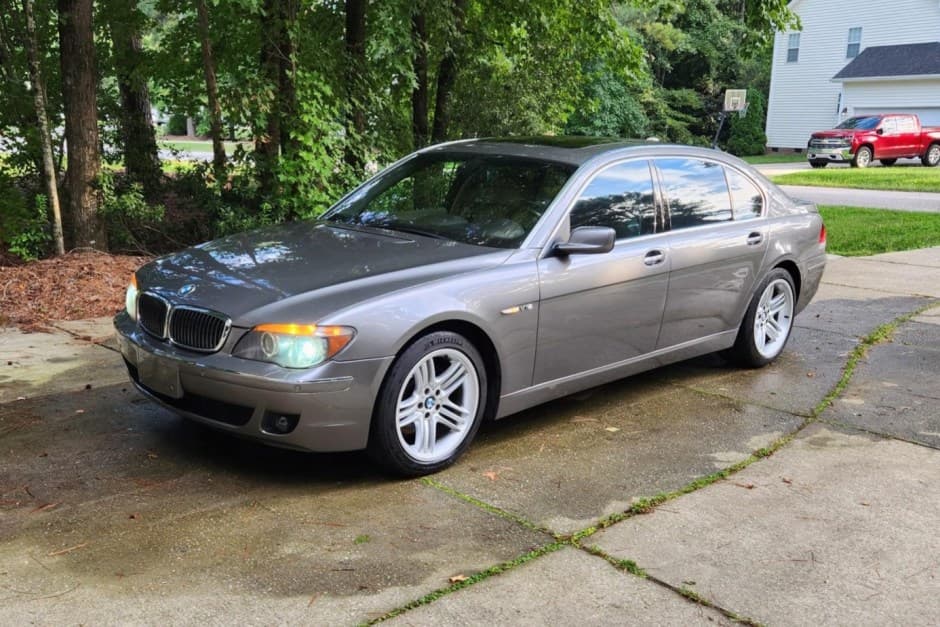 2006 BMW E65/E66 7-Series sold for $6,450