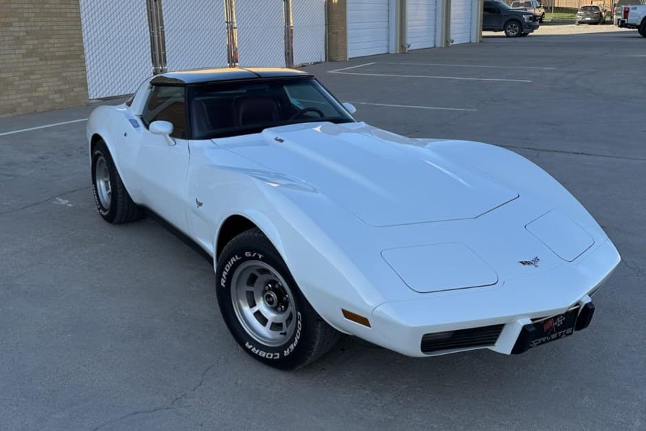 1979 Chevrolet Corvette C3 sold for $15,777