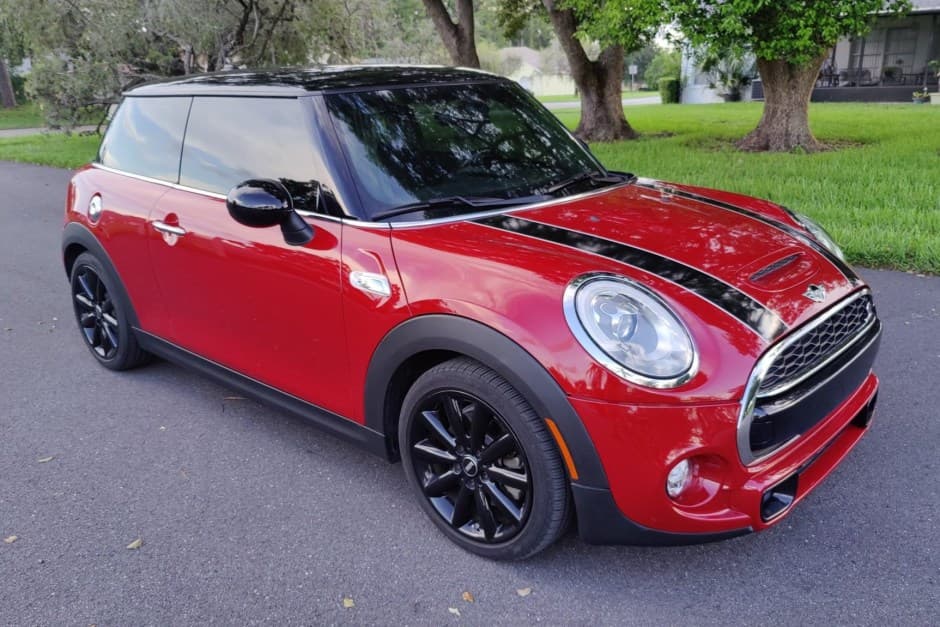 2015 Mini F55 & F56 Cooper, Cooper S, & John Cooper Works sold for $11,000