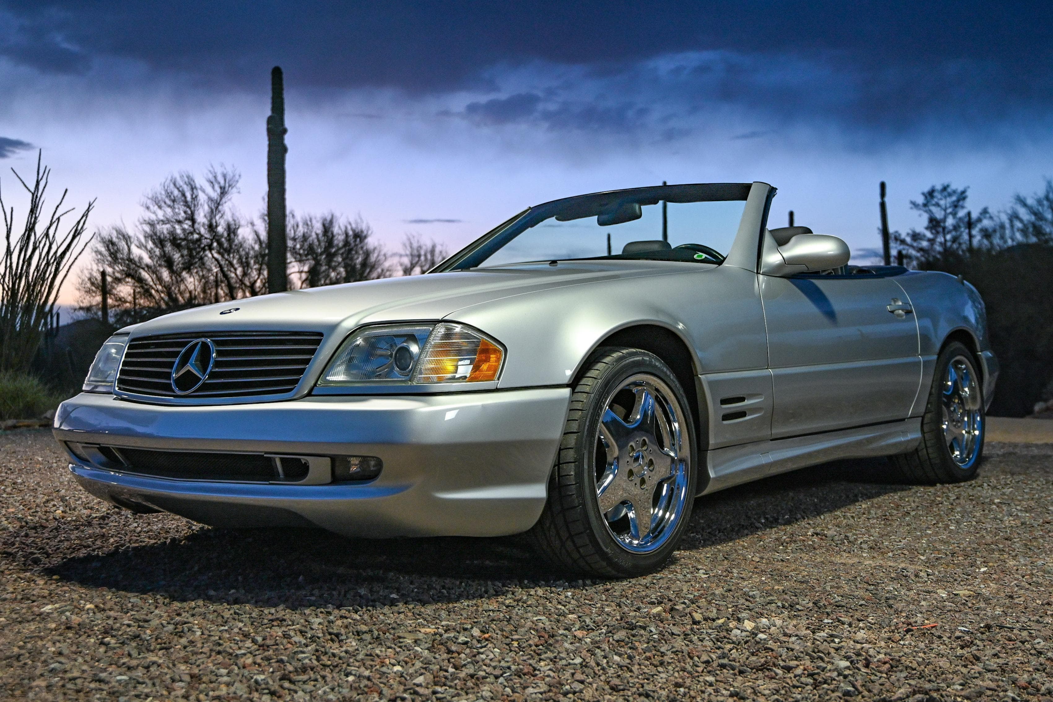 2001 Mercedes-Benz R129 SL sold for $23,000
