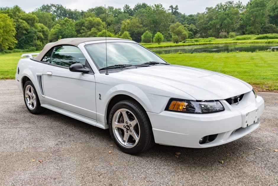 2001 Ford Mustang SN95 1994-2004 sold for $17,000