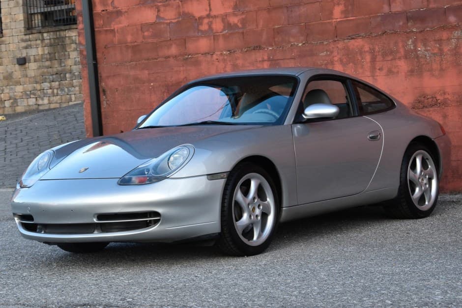 1999 Porsche 996 911 (Non-Turbo/GT2/GT3) sold for $31,250