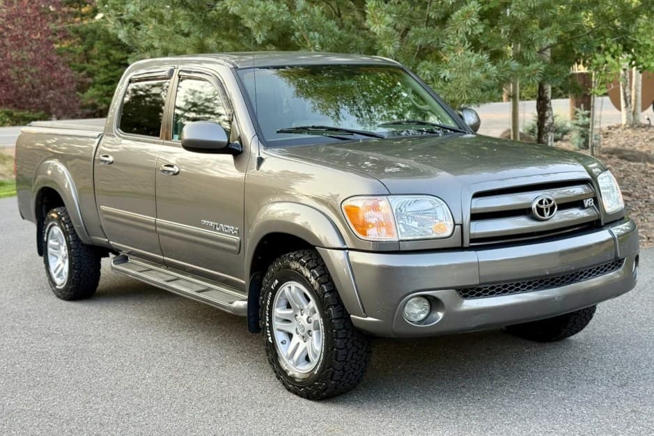 2005 Toyota Tundra (XK30/XK40 2000-2006) sold for $29,000