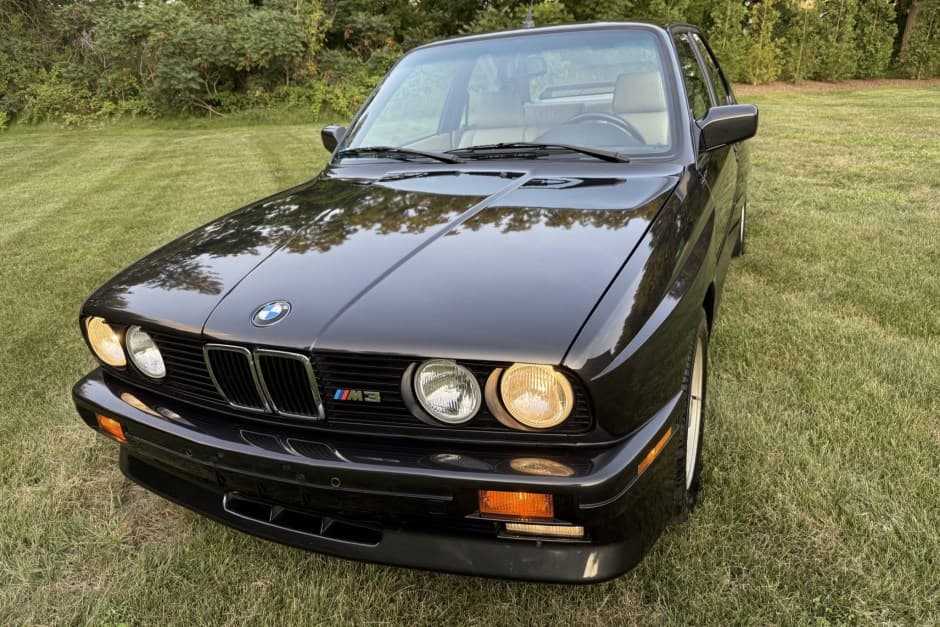1988 BMW E30 M3 sold for $101,000