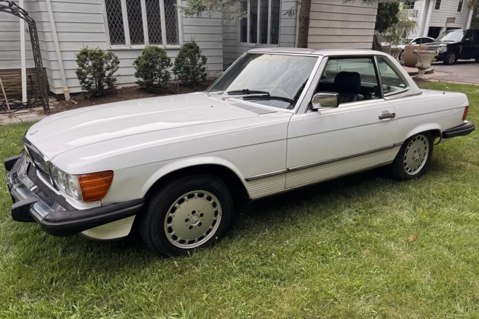 1988 Mercedes-Benz R107 SL sold for $19,250