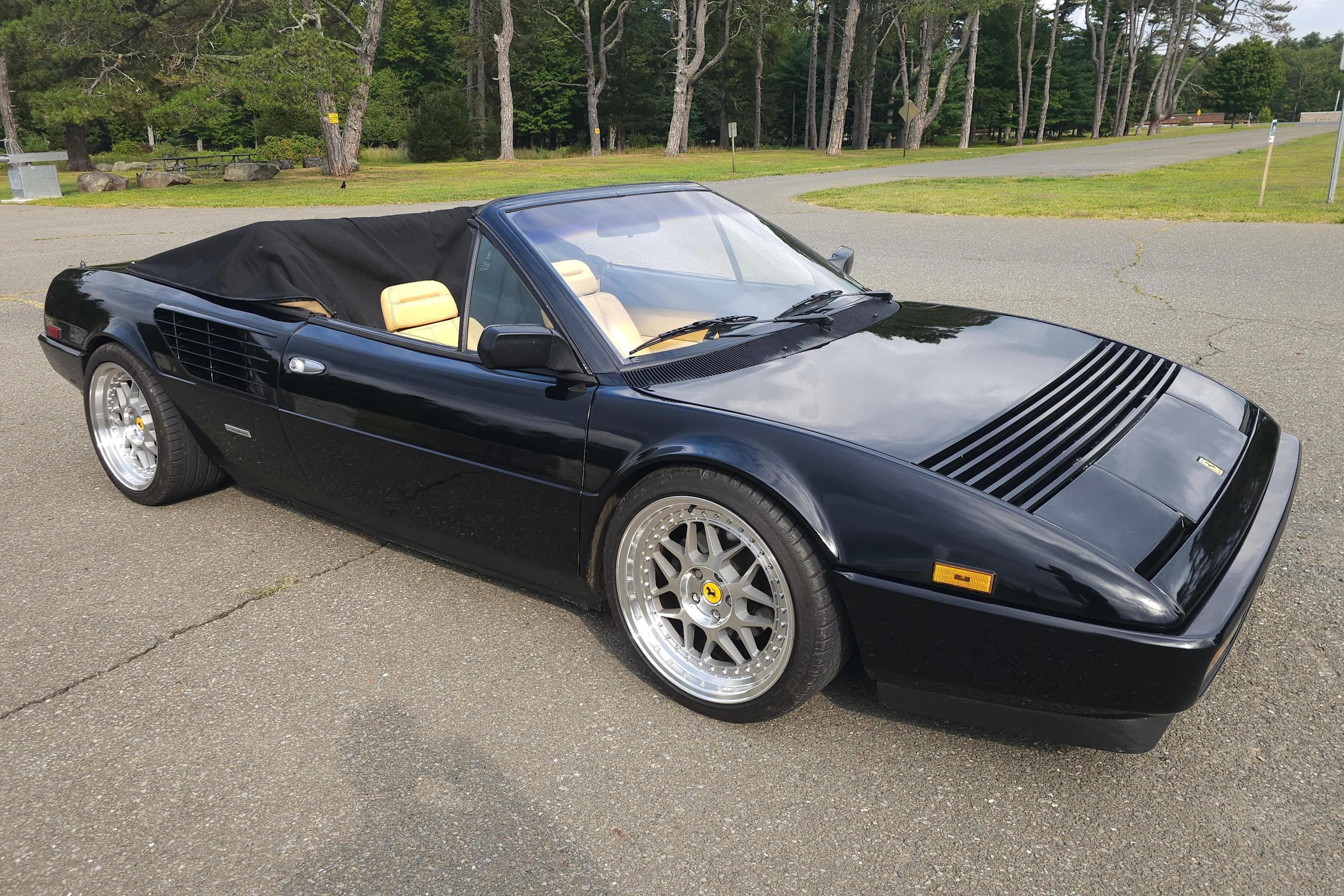 1988 Ferrari Mondial sold for $37,500