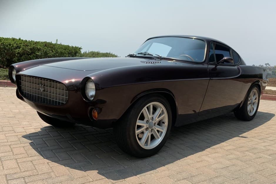 1970 Volvo P1800/1800 sold for $28,250