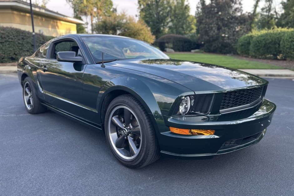 2008 Ford Mustang S197 2005-2014 sold for $23,250