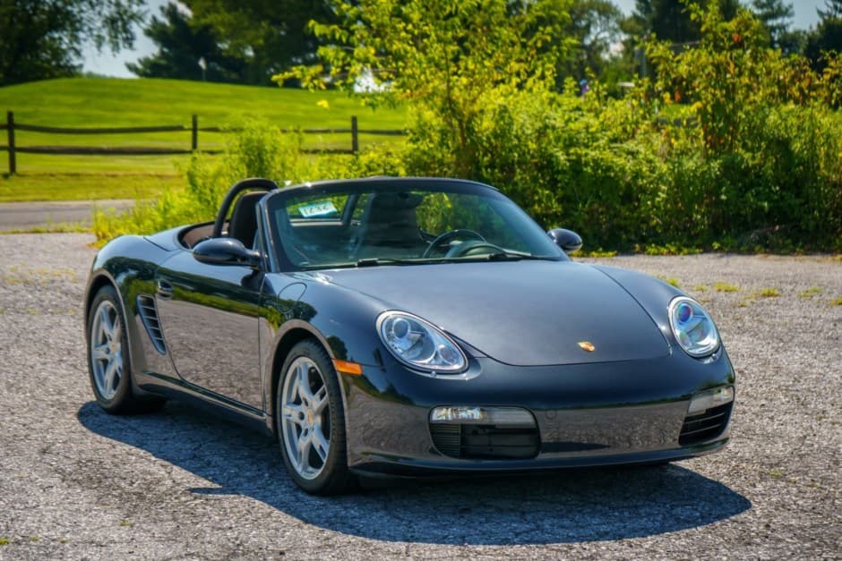 2005 Porsche 987 Boxster sold for $27,500