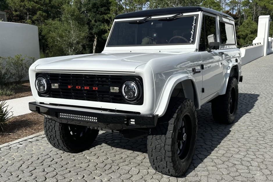 1976 Ford Bronco U13/U14/U15 1966-1977 sold for $150,000