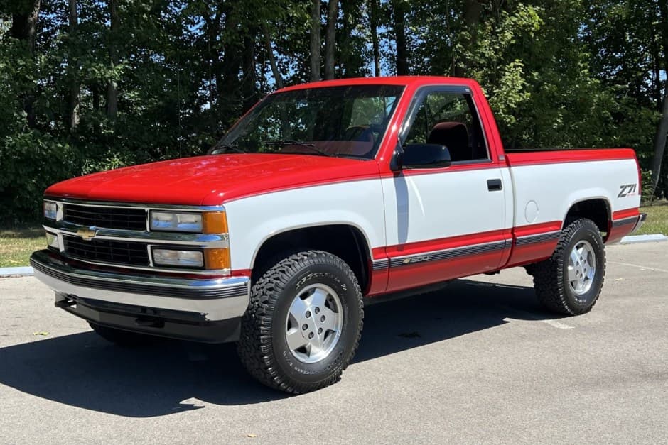 1995 Chevrolet C/K GMT400 (1988-2002) sold for $38,084